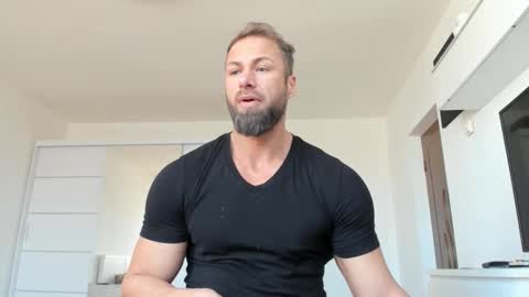 Snapshot of kanegriffin26 chatting on January 14, 2025, 9:02 am Kane OF strongkane online show from January 14, 2025, 9:02 am