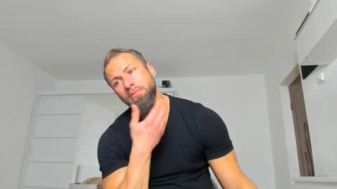 Snapshot of kanegriffin26 chatting on January 28, 2025, 12:05 am Kane OF strongkane online show from January 28, 2025, 12:05 am