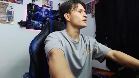 andres online show from October 3, 2025, 4:26 pm