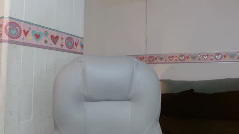 kaoryy_1 online show from January 6, 2026, 11:25 am