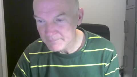 Robbie online show from April 1, 2026, 4:13 am