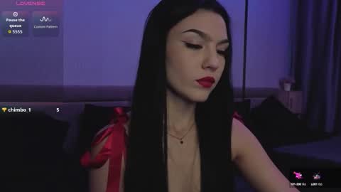 Snapshot of kara_life chatting on October 10, 2025, 2:32 am kara_life online show from October 10, 2025, 2:32 am