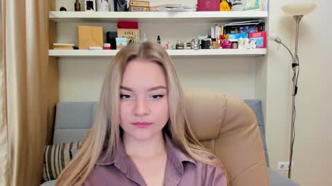 Snapshot of kara_smith_ chatting on January 14, 2025, 10:23 pm Kara. Off from 15th till 24th of December online show from January 14, 2025, 10:23 pm