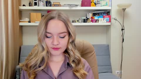 Snapshot of kara_smith_ chatting on January 30, 2025, 11:02 pm Kara. Off from 15th till 24th of December online show from January 30, 2025, 11:02 pm