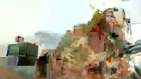 Snapshot of karamgawlowicz chatting on September 27, 2025, 1:54 am Kare Bear online show from September 27, 2025, 1:54 am
