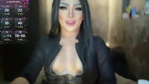 Snapshot of kardeyfynes chatting on September 12, 2025, 5:40 am MARIA online show from September 12, 2025, 5:40 am