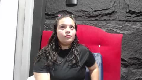 Karen online show from November 22, 2025, 6:07 pm