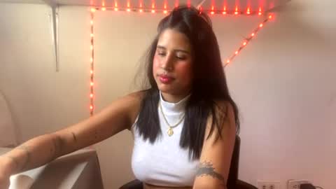 kariina candy and fox online show from June 27, 2026, 3:39 pm