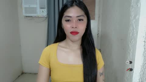 I AM BELLE online show from February 26, 2025, 2:48 am
