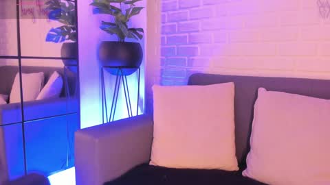 Kari online show from February 9, 2025, 2:49 am