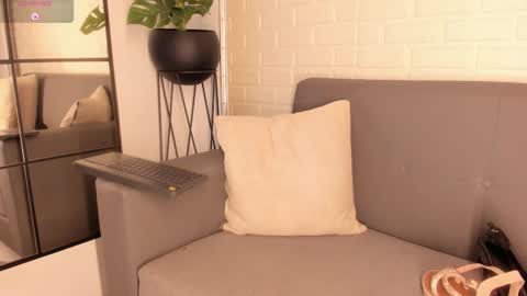 Kari online show from March 4, 2025, 5:53 am