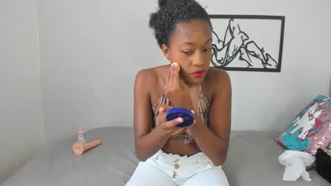 Snapshot of karina_lopez7 chatting on October 7, 2025, 2:47 pm karina_lopez7 online show from October 7, 2025, 2:47 pm