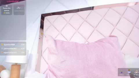 Snapshot of karina_mason chatting on November 10, 2025, 1:59 am Karina online show from November 10, 2025, 1:59 am