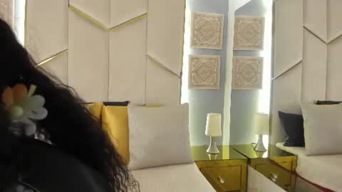 karinaacox online show from June 12, 2026, 12:04 pm