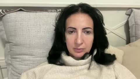 Snapshot of karinablair chatting on February 17, 2025, 4:53 am Karina online show from February 17, 2025, 4:53 am