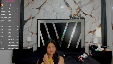 KarinaSimonz online show from September 30, 2025, 7:41 pm