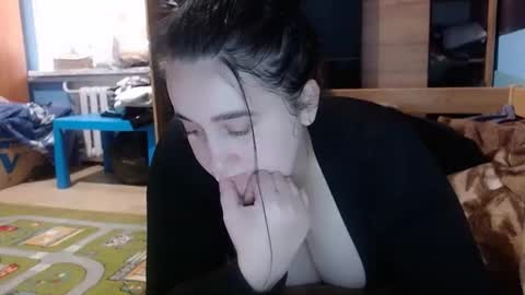 karinkabrunetka2 online show from October 28, 2025, 12:19 pm