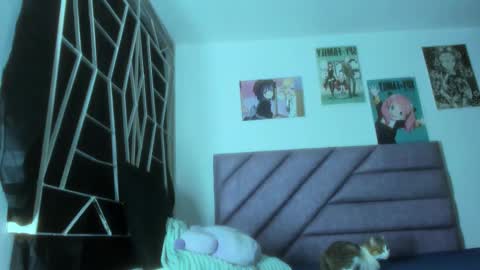 KARINNA  RAVEN online show from October 7, 2025, 11:46 pm