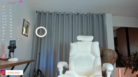 Karin online show from April 2, 2026, 8:28 pm