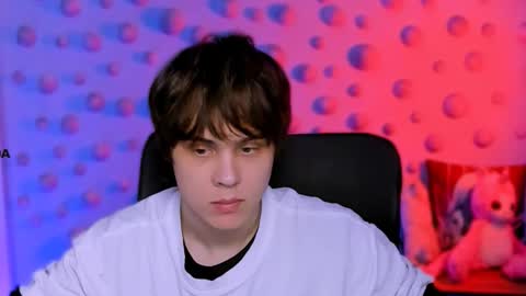 Karl online show from December 3, 2025, 9:51 am