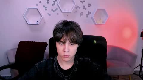 Karl online show from December 5, 2025, 9:51 am