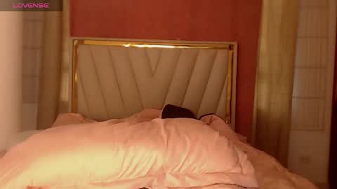 Karla online show from November 6, 2025, 1:34 pm