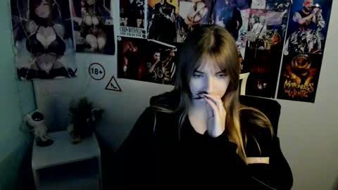 Karla online show from October 18, 2025, 6:48 am