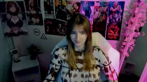 Karla online show from December 15, 2025, 1:26 pm