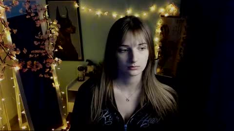 Snapshot of karla_flower chatting on February 11, 2026, 1:27 pm Karla online show from February 11, 2026, 1:27 pm