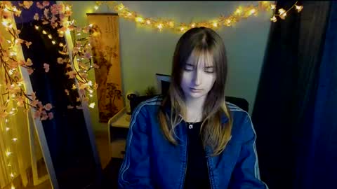 Snapshot of karla_flower chatting on February 24, 2026, 1:09 pm Karla online show from February 24, 2026, 1:09 pm