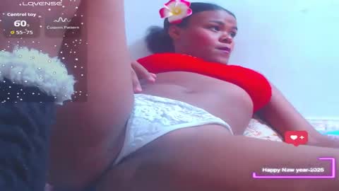 karla latina 28 online show from October 3, 2025, 6:10 am