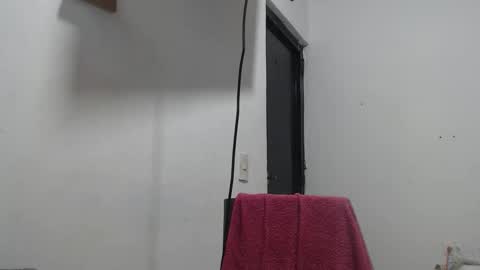 Snapshot of karla_lov2 chatting on October 10, 2025, 4:22 am karla_lov2 online show from October 10, 2025, 4:22 am