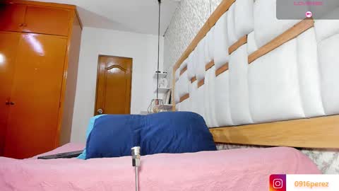 Snapshot of karla_wonderful chatting on November 8, 2025, 7:12 pm karolina online show from November 8, 2025, 7:12 pm