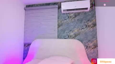 Snapshot of karla_wonderful chatting on November 19, 2025, 7:47 pm karolina online show from November 19, 2025, 7:47 pm