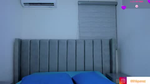 karolina  online show from June 24, 2026, 12:04 pm
