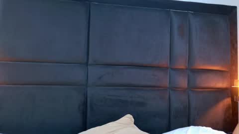 Karla Ortiz  online show from April 15, 2026, 7:58 pm