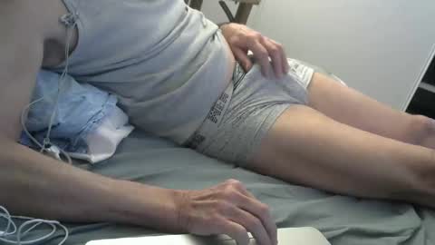 Snapshot of karledgar33 chatting on October 25, 2025, 6:54 am Karl online show from October 25, 2025, 6:54 am