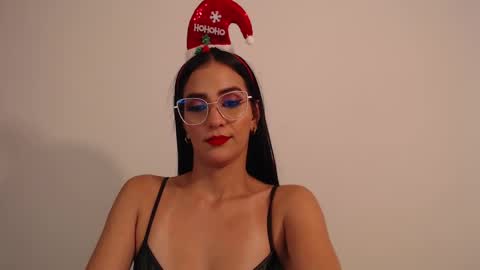 Snapshot of karlota_hank chatting on December 24, 2024, 4:44 am Karlis online show from December 24, 2024, 4:44 am