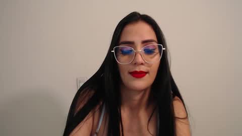 Snapshot of karlota_hank chatting on January 11, 2025, 4:16 am Karlis online show from January 11, 2025, 4:16 am