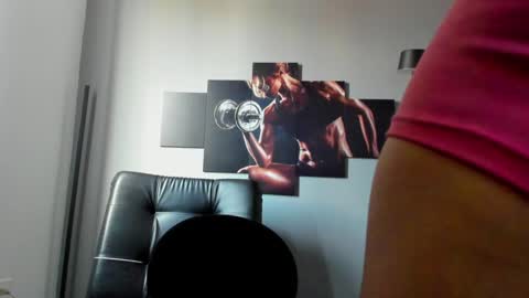   online show from December 17, 2024, 2:11 pm