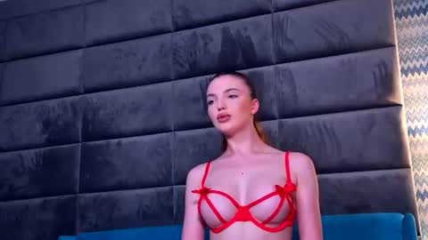 karmafoxx online show from June 29, 2026, 2:51 am