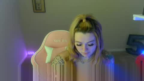 Snapshot of karmathevixen0304 chatting on June 7, 2026, 2:21 pm karmathevixen0304 online show from June 7, 2026, 2:21 pm