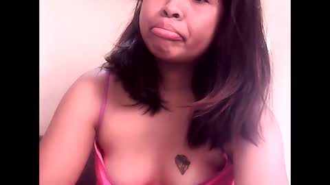 Karmellah online show from April 13, 2026, 4:18 am