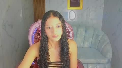 karol1_s online show from May 27, 2026, 3:14 am