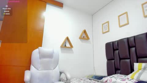 Karol online show from October 15, 2025, 11:54 am