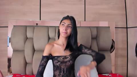  KAROL LEWIS  online show from January 7, 2026, 12:29 pm