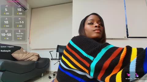 KAROL SCOTT online show from February 7, 2025, 9:15 pm