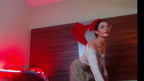 karol_yesenia online show from October 14, 2025, 1:23 pm
