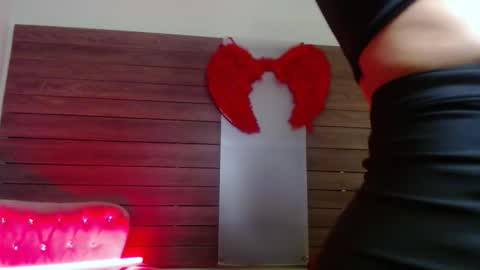 karol_yesenia online show from October 18, 2025, 1:56 pm