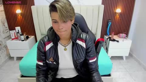 Karol and Luna online show from March 8, 2025, 2:55 am